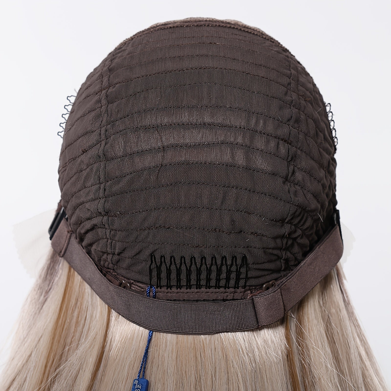 13X6 HD Lace Front Wig, 26 Inches of Smooth Ash Blonde Gradient Ultra-Long Straight Hair Wig, Density Memory, Comfortable And Non-Restrictive Lace Cap, Suitable for Daily Commuting, Fashion Events, And Versatile Styling